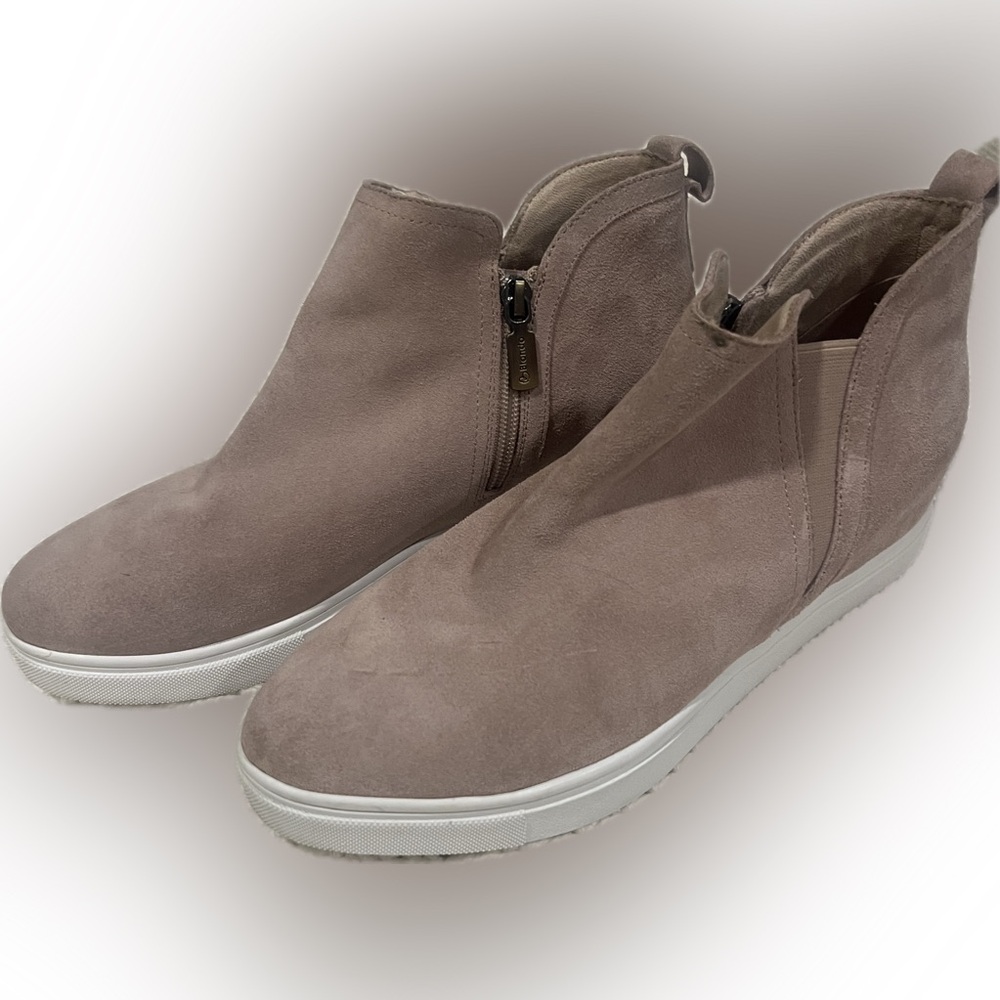 Blondo Waterproof Dusty Rose Suede Ankle Wedge Boots
